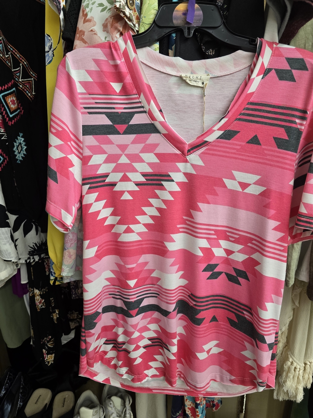 Women’s V-Neck Aztec Print Top - Pink